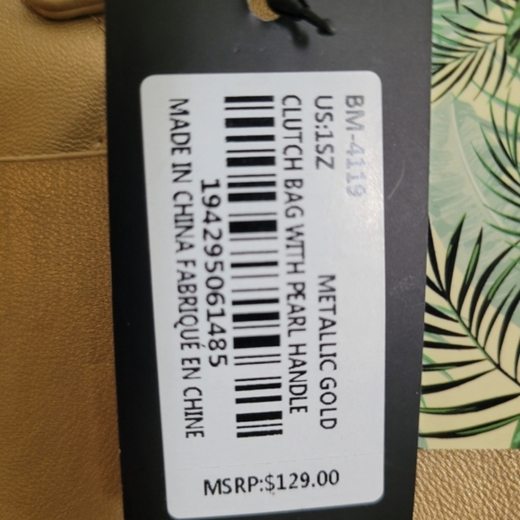 Badgley MISCHKA Elegant Gold Quilted Handbag W/PEARL HANDLE - Picture 10 of 11